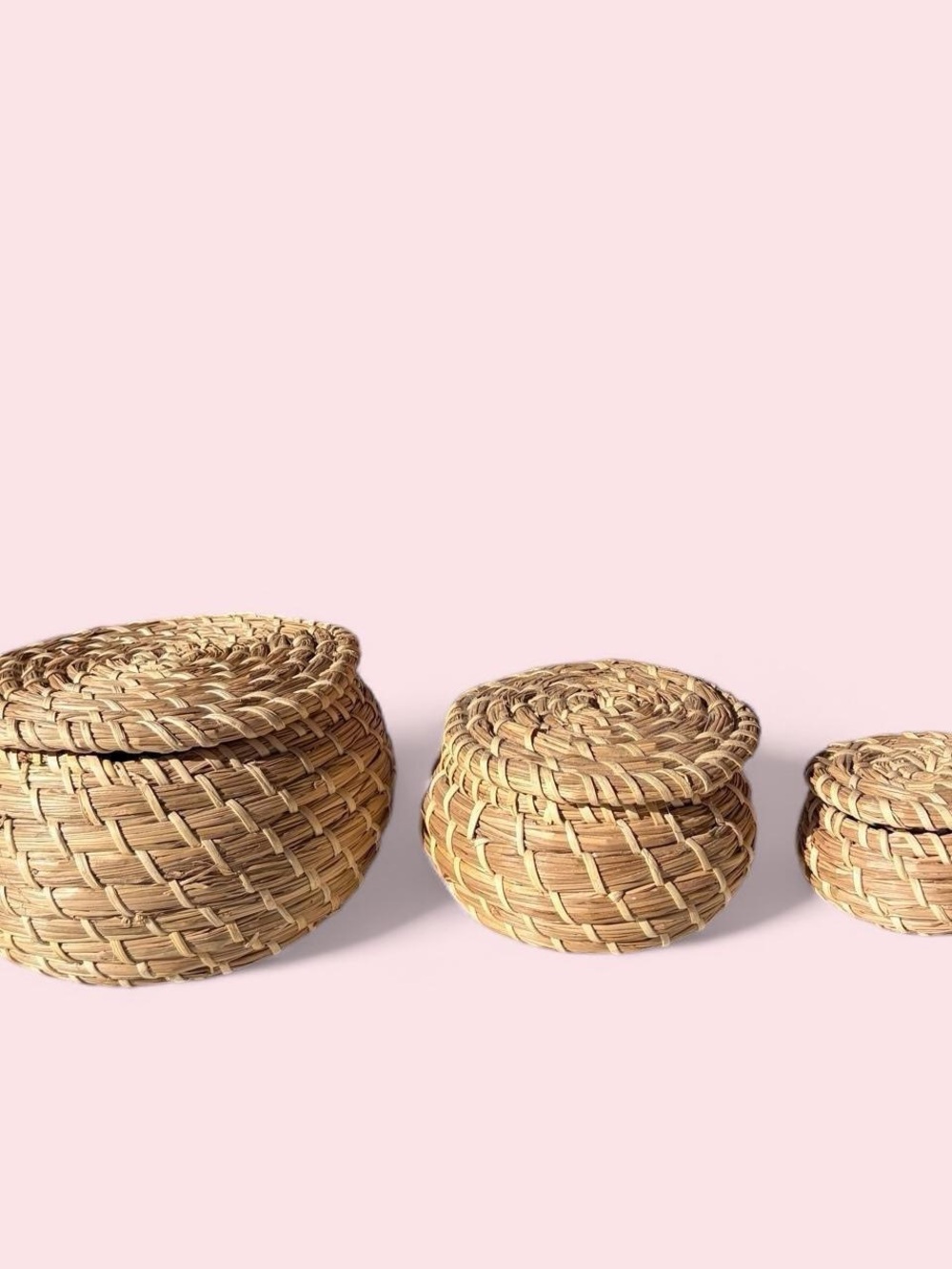 IKEA Natural Seagrass Round Lidded Storage Baskets - Tan
